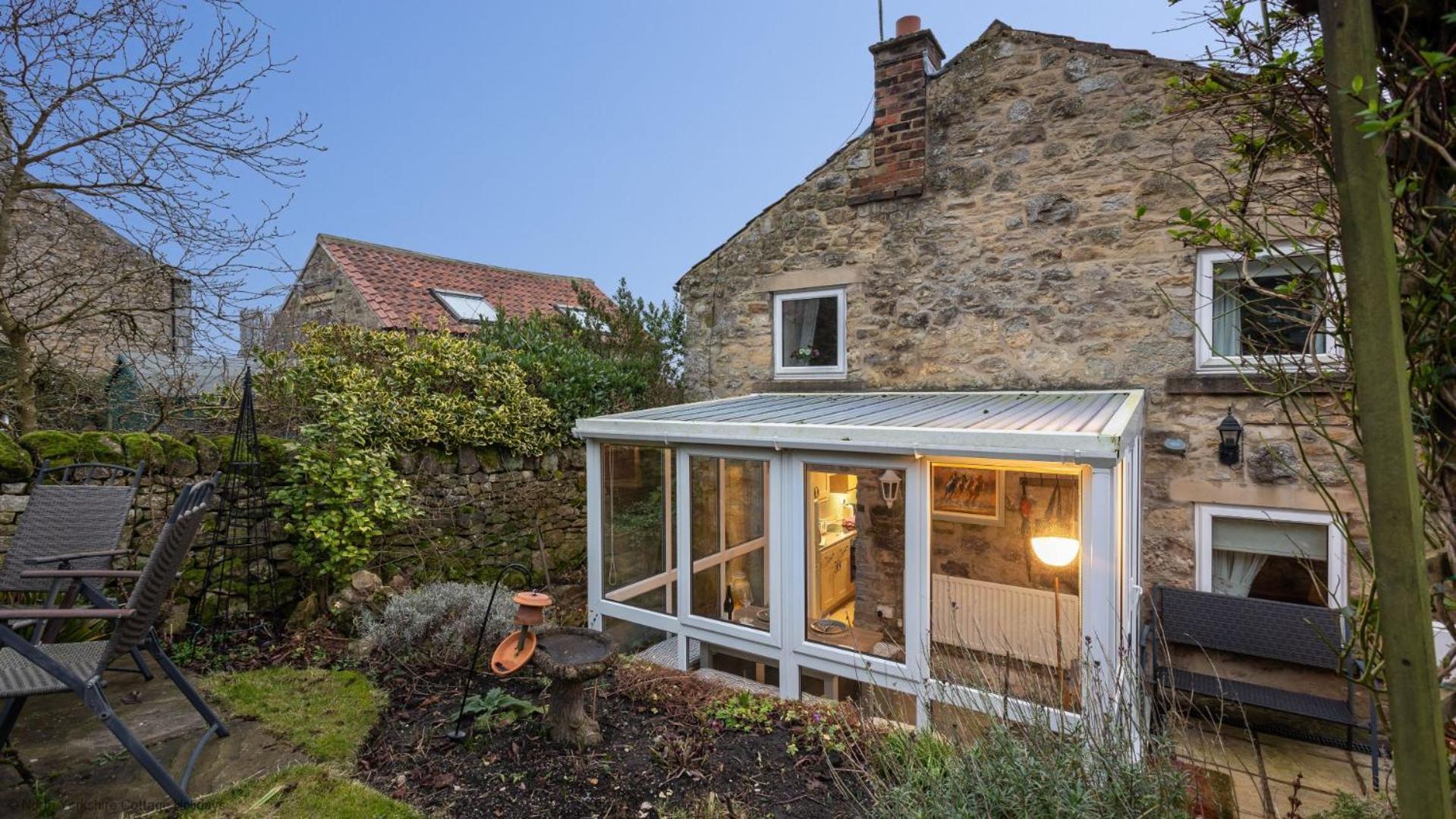 Picturesque Stone Cottage In The Heart Of North Yorkshire Village - Hideaway Cottage Eksteriør bilde